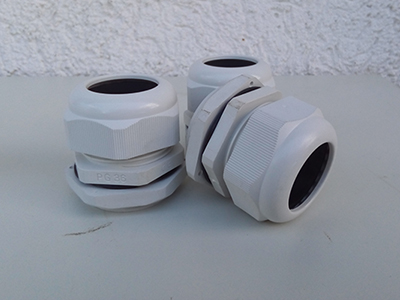 Reflection Shadow service is required to present products atractive to the buyers. Fast Retoucher provides Reflection Shadow services by highly skilled professional photo editors