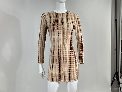 Due to the lack of time for one photographer, both sides are uneven when it comes to taking pictures of clothes. After many unexpected folds in the picture, it looks very bad. We symmetry this uneven image and we present the image very clearly by removing unexpected folds and dirt. We offer two types of symmetric ghost mannequin services such as path symmetric, eye symmetric.